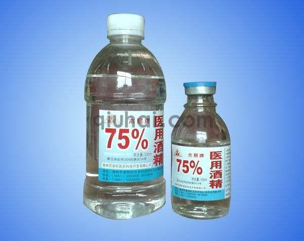 衣服晒干后沾满卫生纸屑,只要1块“刷碗布”,马上恢复“干净”(图5) 衣服晒干后沾满卫生纸屑,只要1块“刷碗布”,马上恢复“干净”(图5)